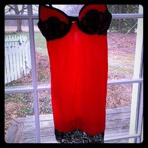 Victoria’s Secret Red/black beautiful slip/chemise